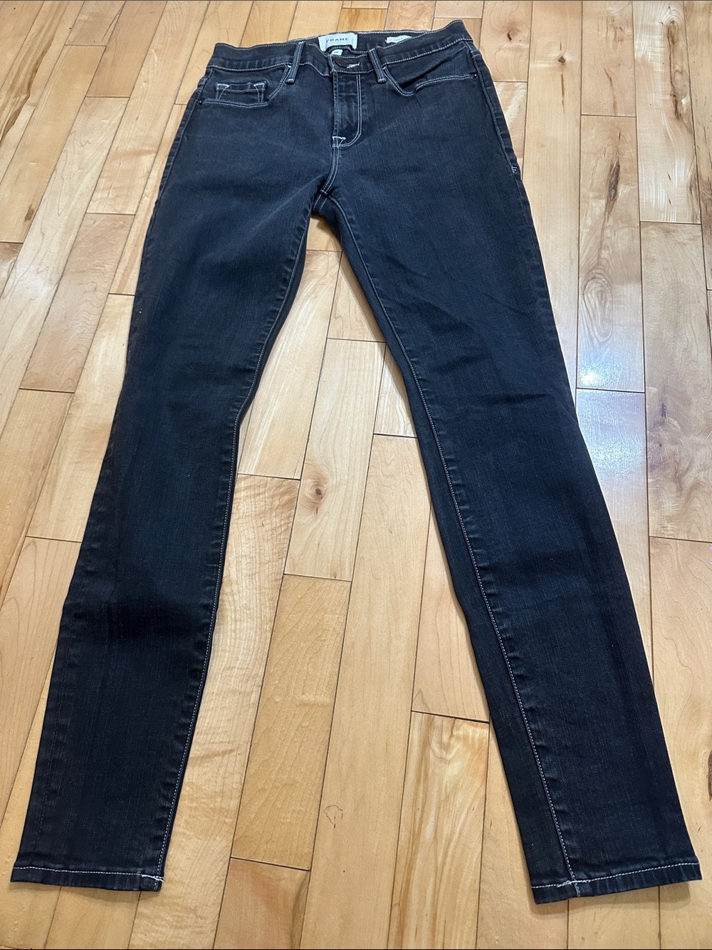 NWOT Frame Denim Black Skinny Jeans
